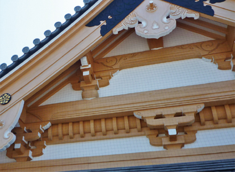 屋根(妻入り部分)